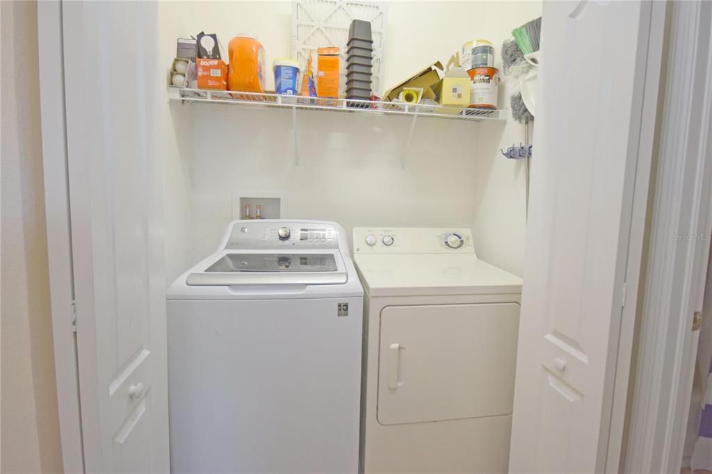 For Sale: $294,000 (2 beds, 2 baths, 1104 Square Feet)