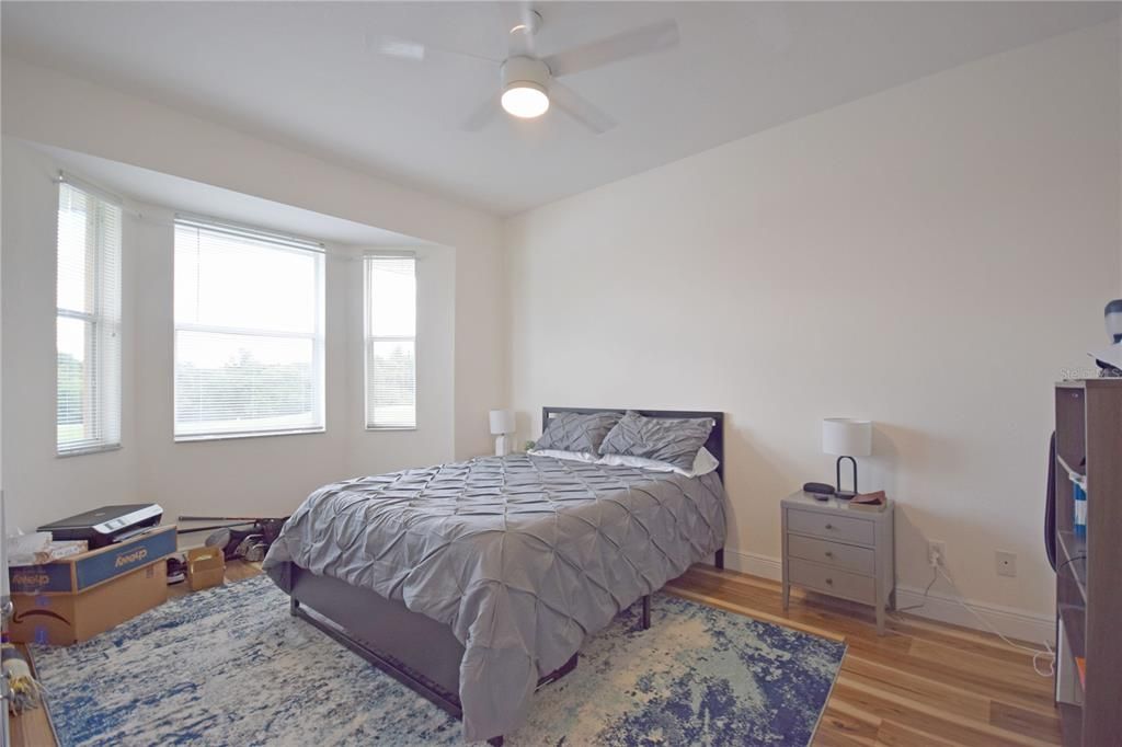 For Sale: $294,000 (2 beds, 2 baths, 1104 Square Feet)