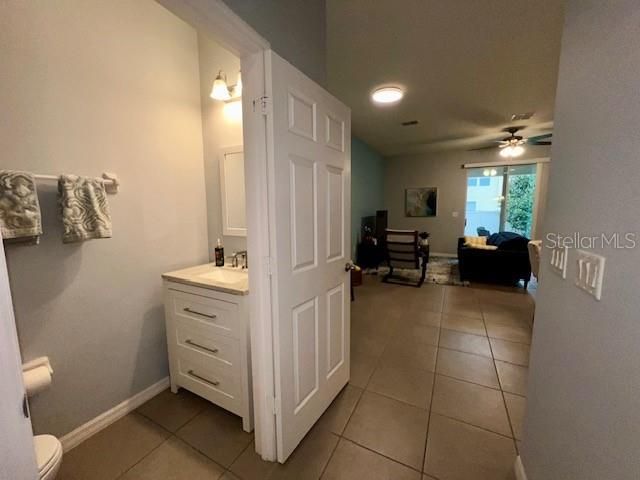 For Rent: $2,390 (3 beds, 2 baths, 1472 Square Feet)