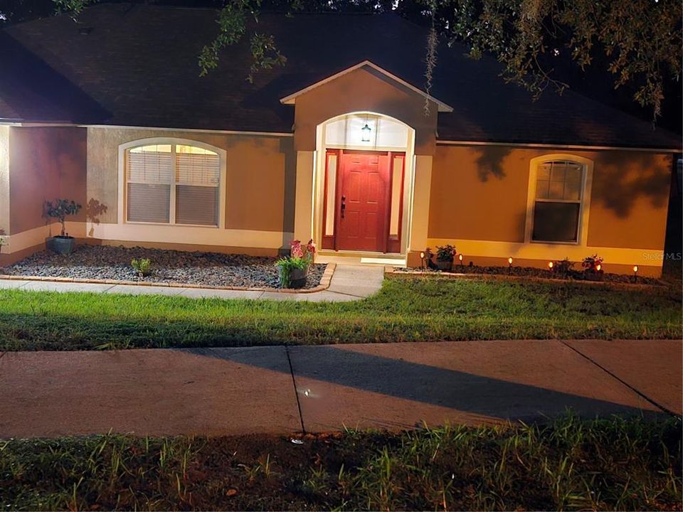 For Sale: $450,000 (3 beds, 2 baths, 1778 Square Feet)