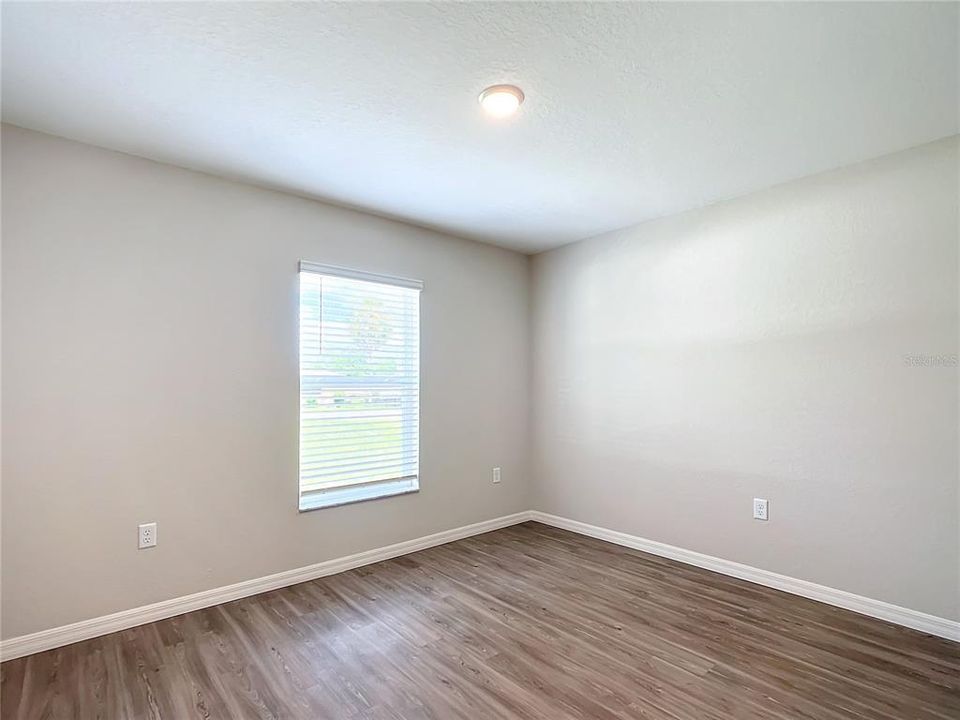 For Sale: $269,900 (3 beds, 2 baths, 1357 Square Feet)