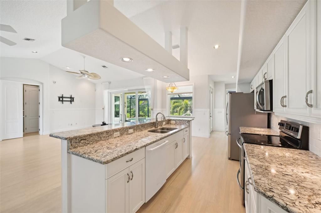 Active With Contract: $1,075,000 (3 beds, 3 baths, 2100 Square Feet)