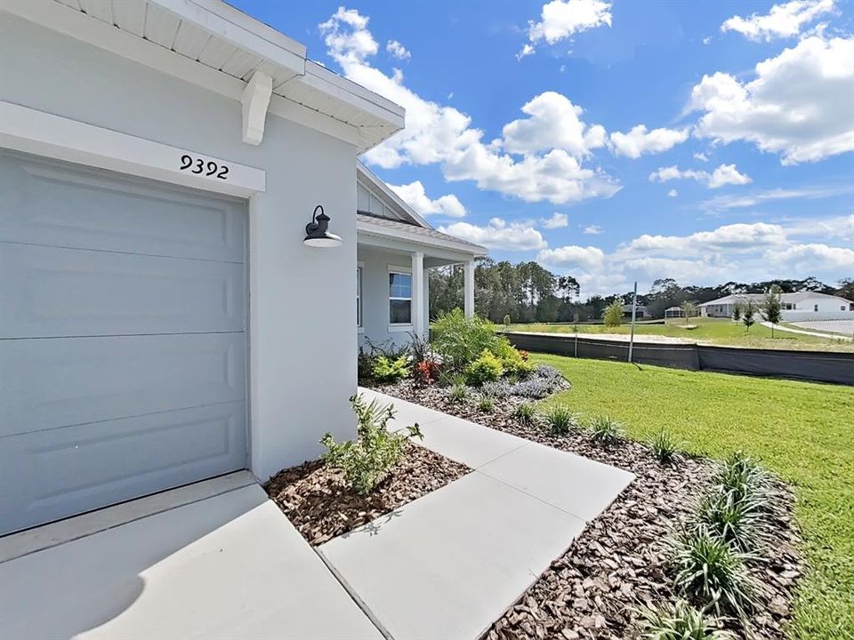 For Sale: $422,520 (3 beds, 2 baths, 2001 Square Feet)