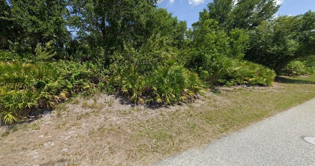 Active With Contract: $23,500 (0.23 acres)