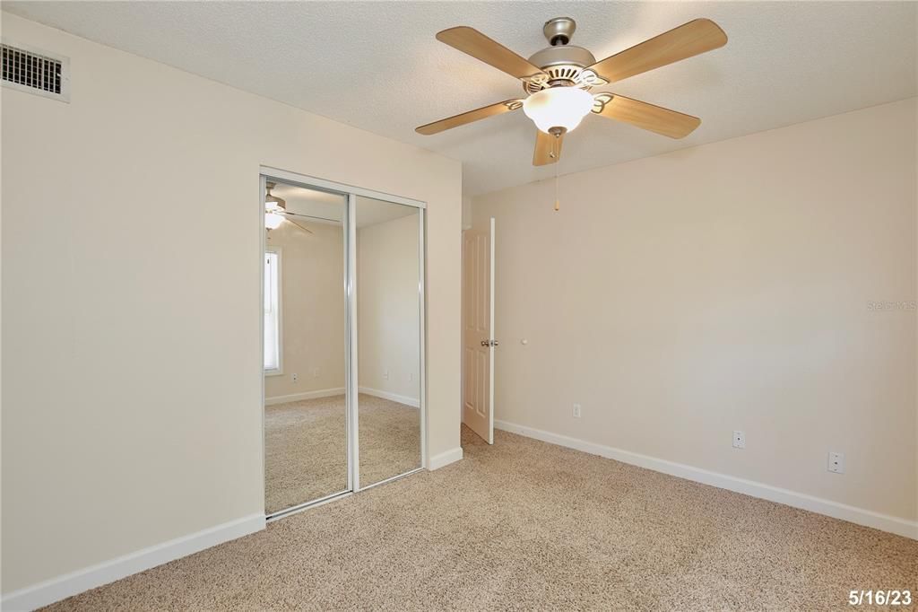 For Rent: $1,550 (2 beds, 2 baths, 870 Square Feet)
