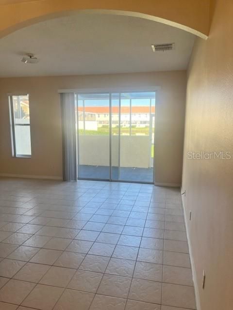 For Rent: $1,795 (3 beds, 2 baths, 1468 Square Feet)