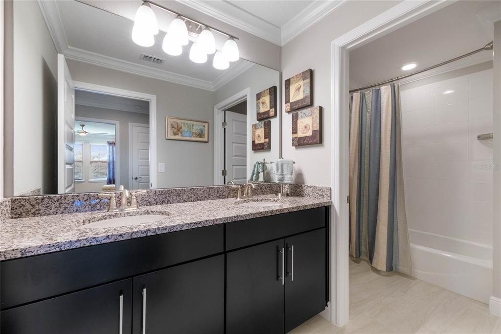 Bathroom 2 with Double Sinks and Split for Privacy!