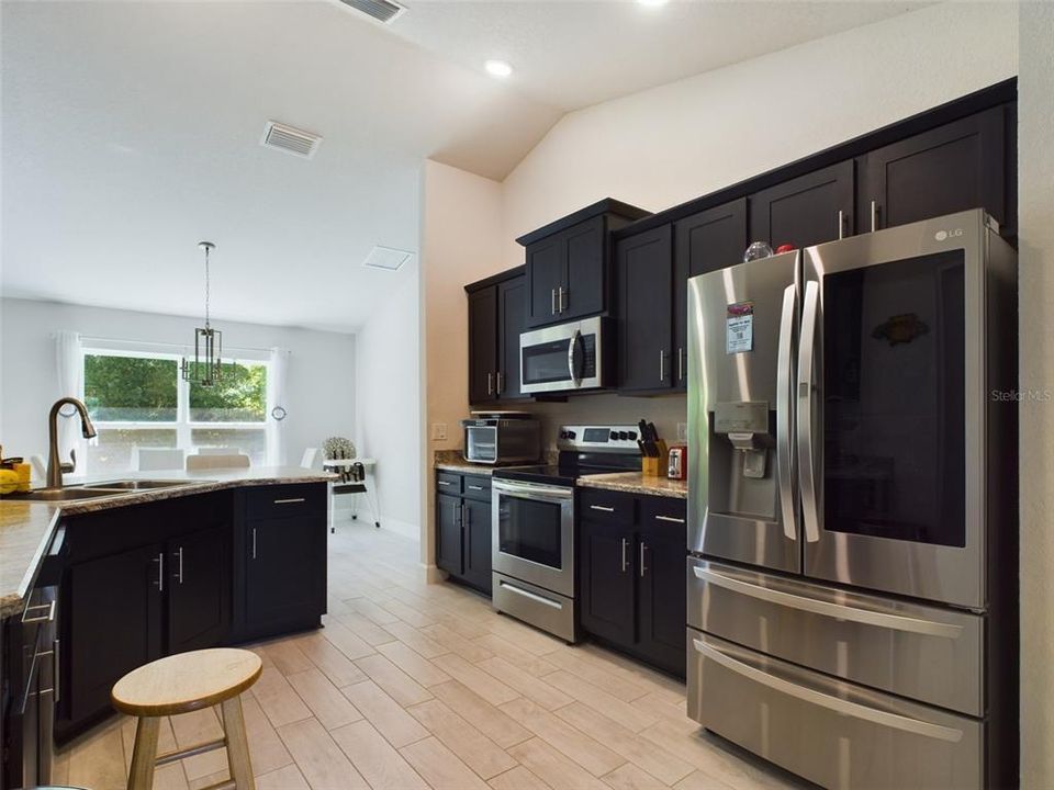 For Sale: $350,000 (4 beds, 2 baths, 1775 Square Feet)