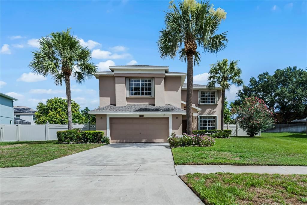 For Sale: $549,000 (4 beds, 2 baths, 3062 Square Feet)