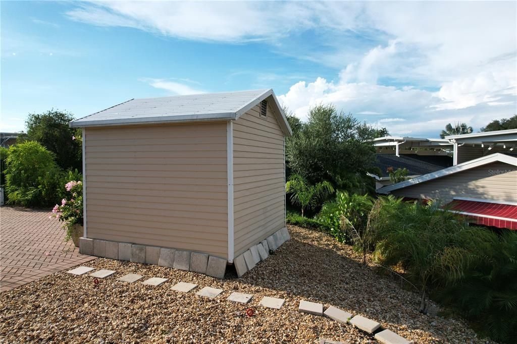 Side View of Shed