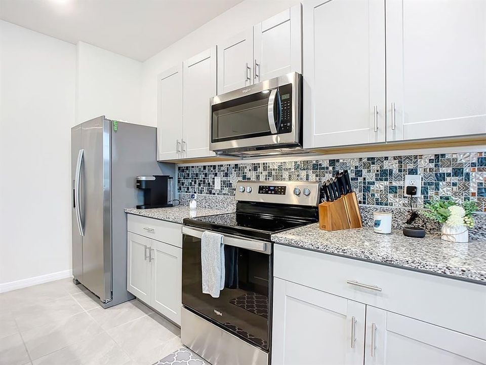 For Sale: $345,000 (3 beds, 2 baths, 1672 Square Feet)