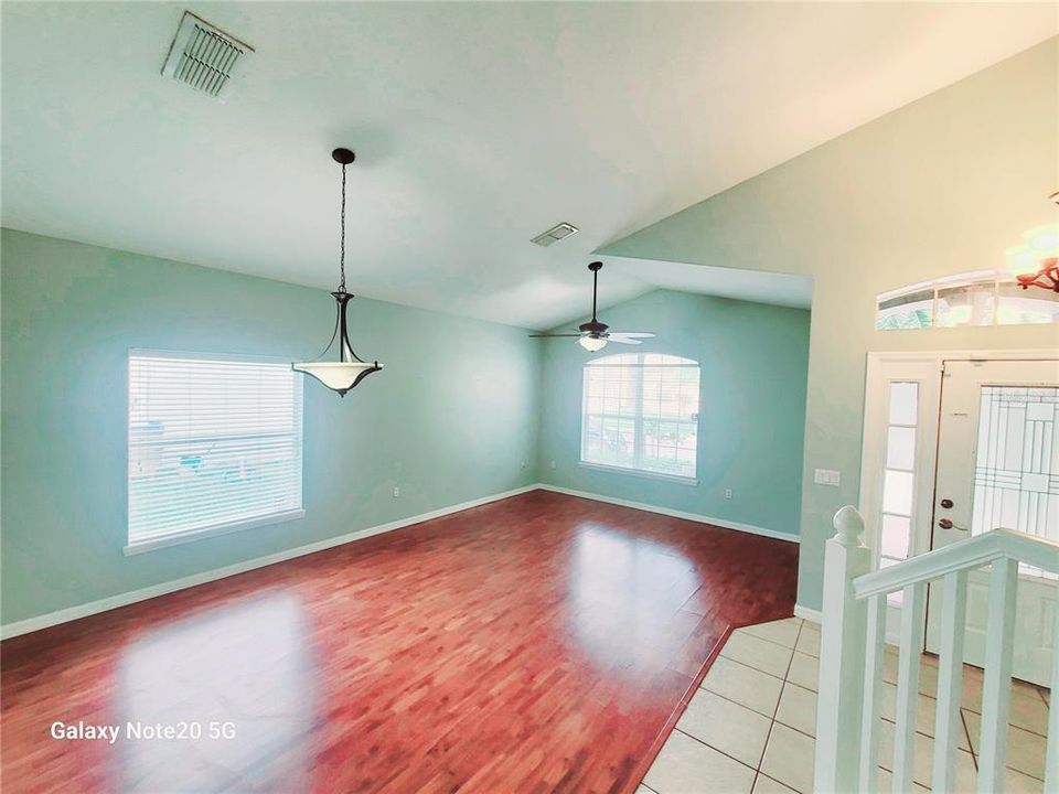 For Sale: $440,000 (4 beds, 2 baths, 2410 Square Feet)