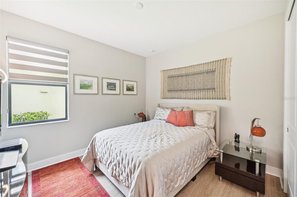 For Sale: $649,900 (2 beds, 2 baths, 1852 Square Feet)