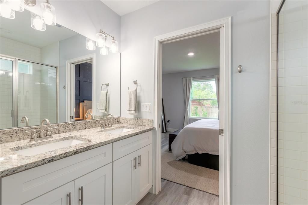 Double vanity sinks and decorative lighting