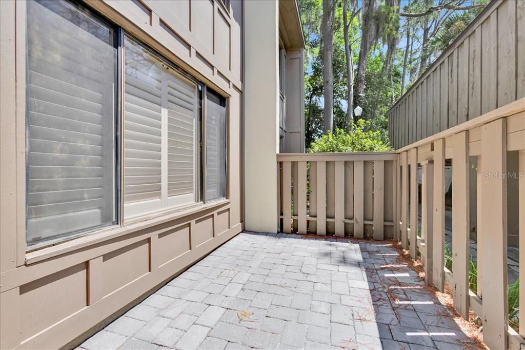 FRONT ENTRANCE BALCONY