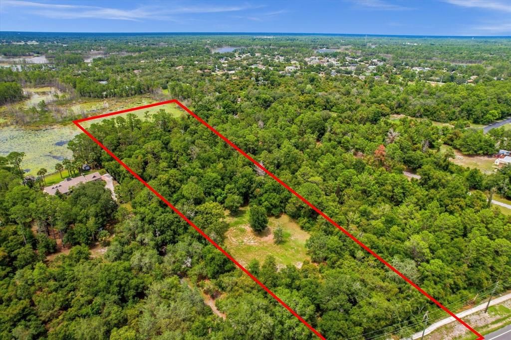 На продажу: $399,900 (4.06 acres)