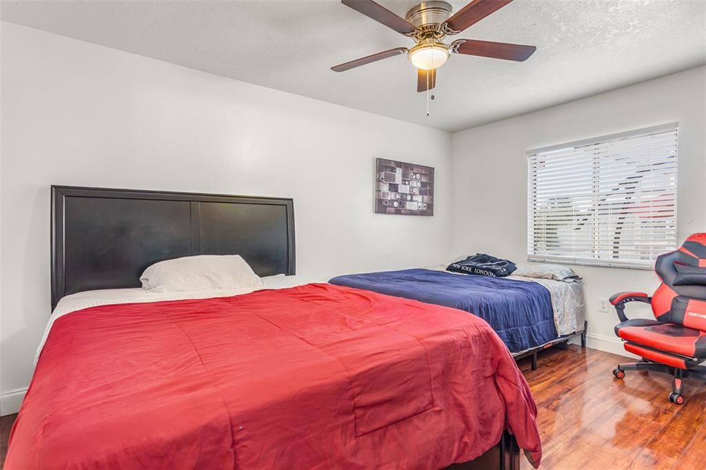 For Sale: $394,900 (2 beds, 2 baths, 1108 Square Feet)