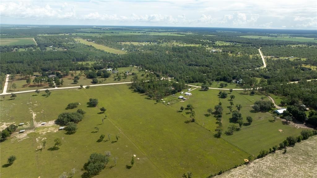 На продажу: $220,000 (11.74 acres)