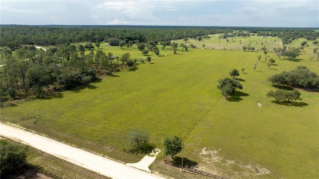 En Venta: $220,000 (11.74 acres)