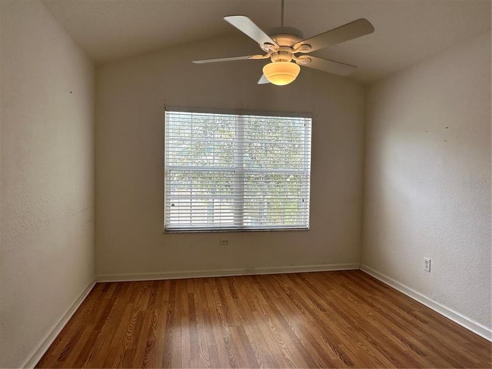 For Rent: $1,995 (3 beds, 2 baths, 1687 Square Feet)