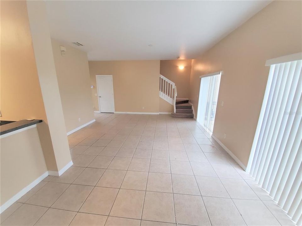 Active With Contract: $2,200 (3 beds, 2 baths, 1455 Square Feet)