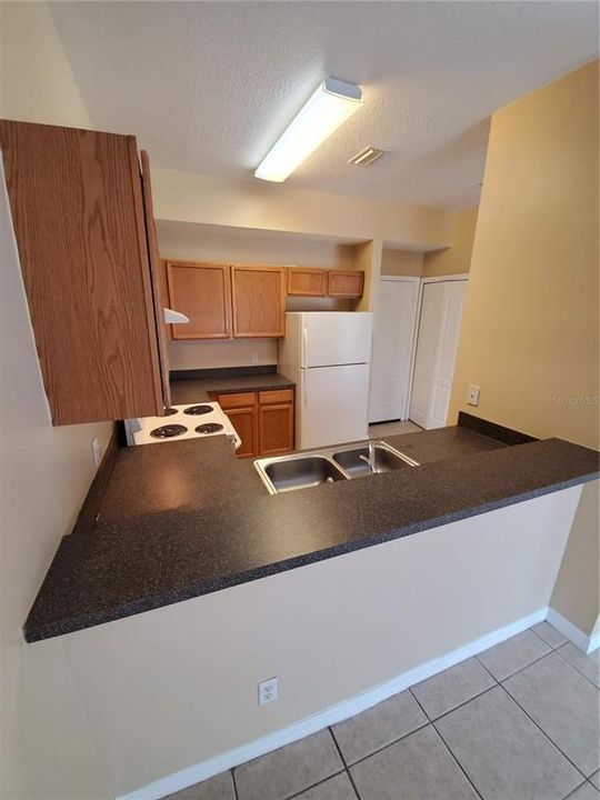 Active With Contract: $2,200 (3 beds, 2 baths, 1455 Square Feet)