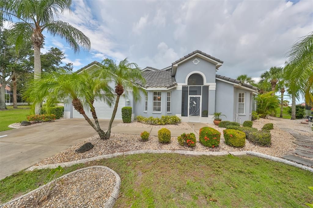 Recently Sold: $499,000 (3 beds, 3 baths, 1814 Square Feet)