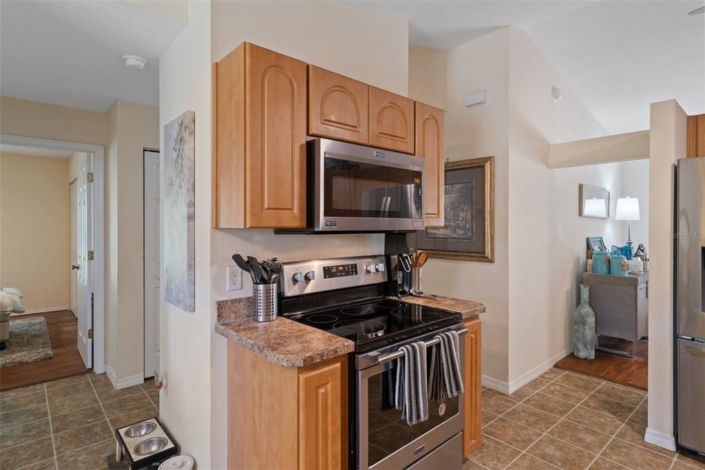 For Sale: $399,900 (3 beds, 2 baths, 1809 Square Feet)