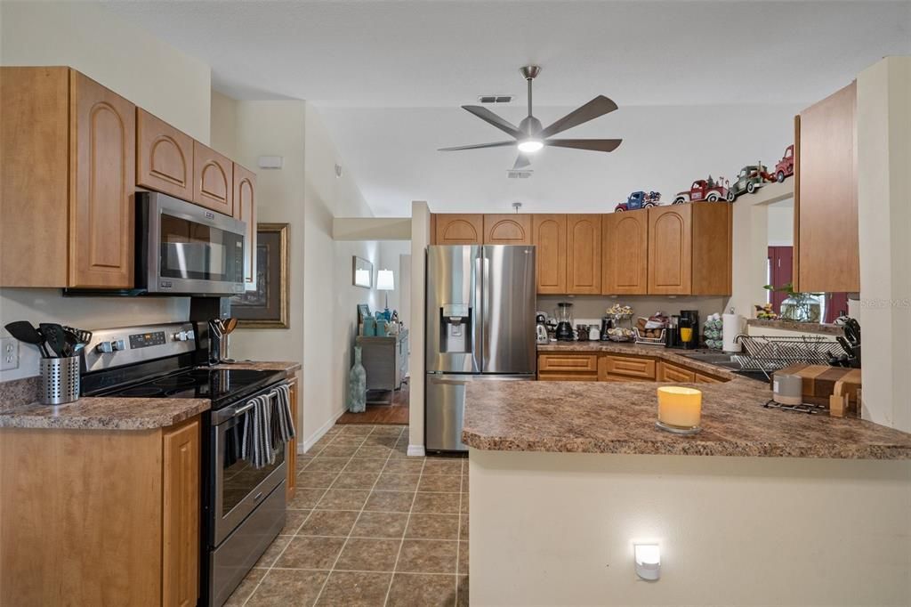 For Sale: $399,900 (3 beds, 2 baths, 1809 Square Feet)