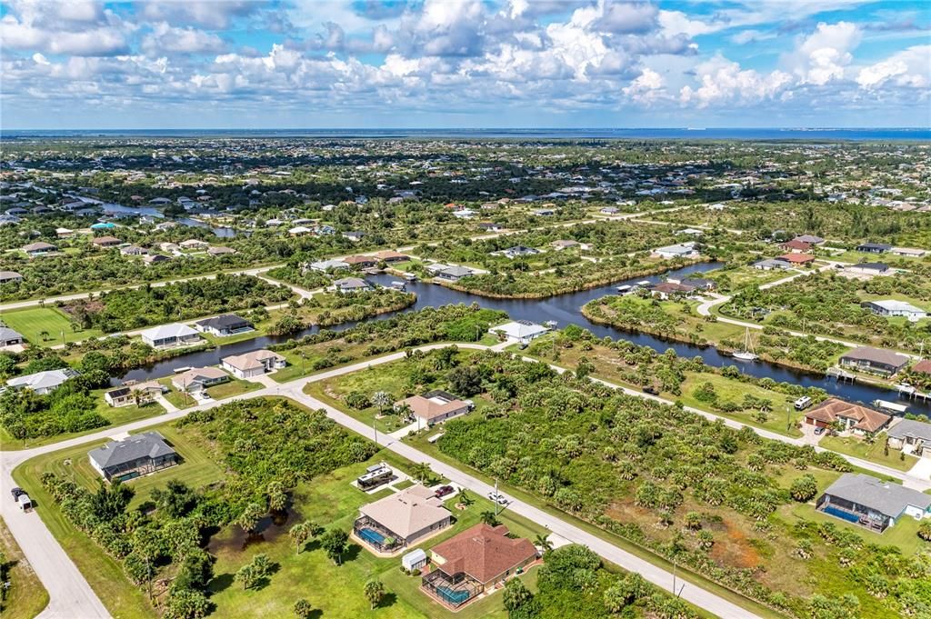En Venta: $200,000 (0.43 acres)