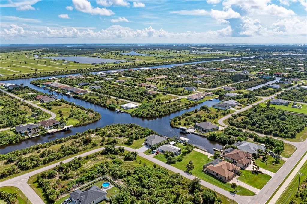 En Venta: $200,000 (0.43 acres)