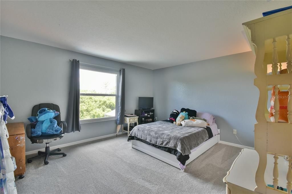 For Sale: $479,000 (4 beds, 2 baths, 2072 Square Feet)