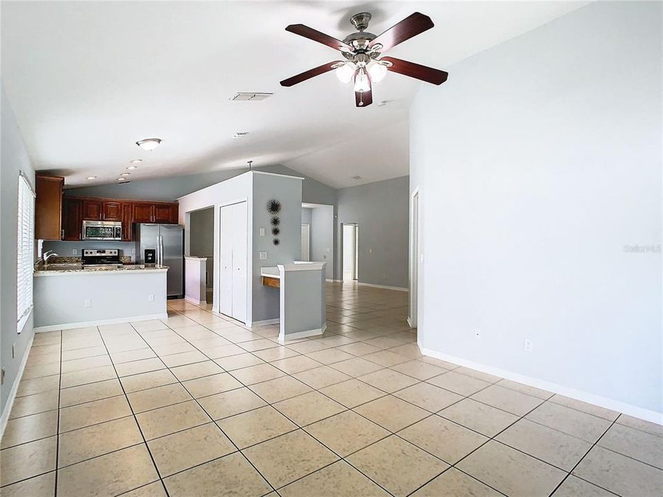 For Sale: $448,000 (3 beds, 2 baths, 1571 Square Feet)