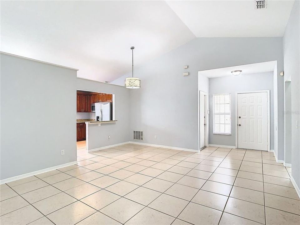 For Sale: $448,000 (3 beds, 2 baths, 1571 Square Feet)