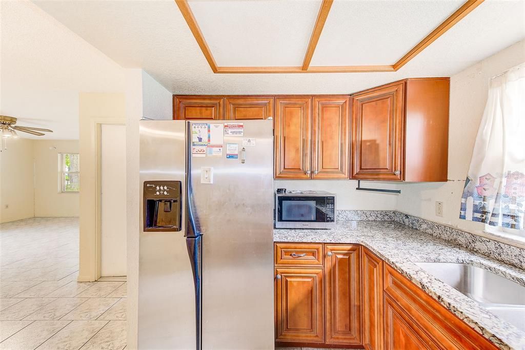 For Sale: $329,900 (3 beds, 2 baths, 1121 Square Feet)