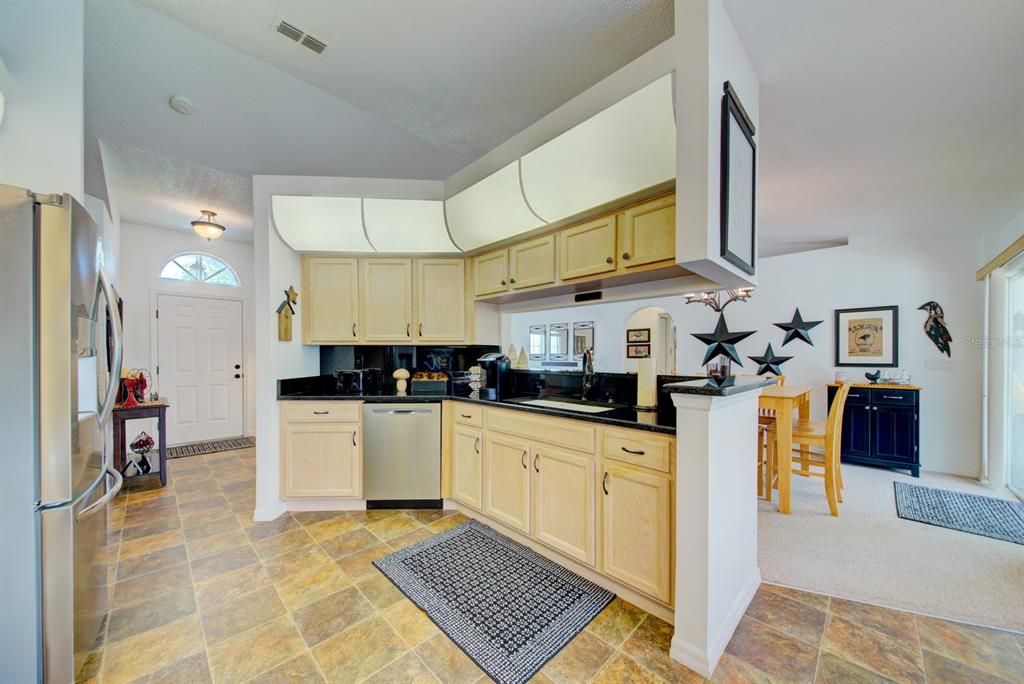 For Sale: $379,900 (3 beds, 2 baths, 1502 Square Feet)