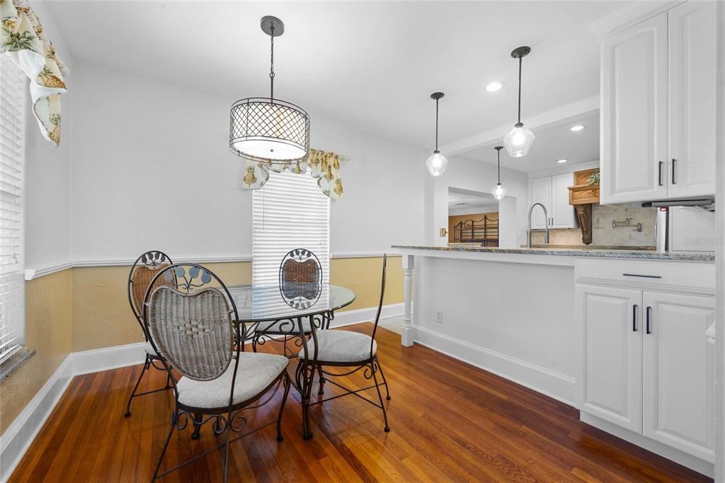 kitchen eating area