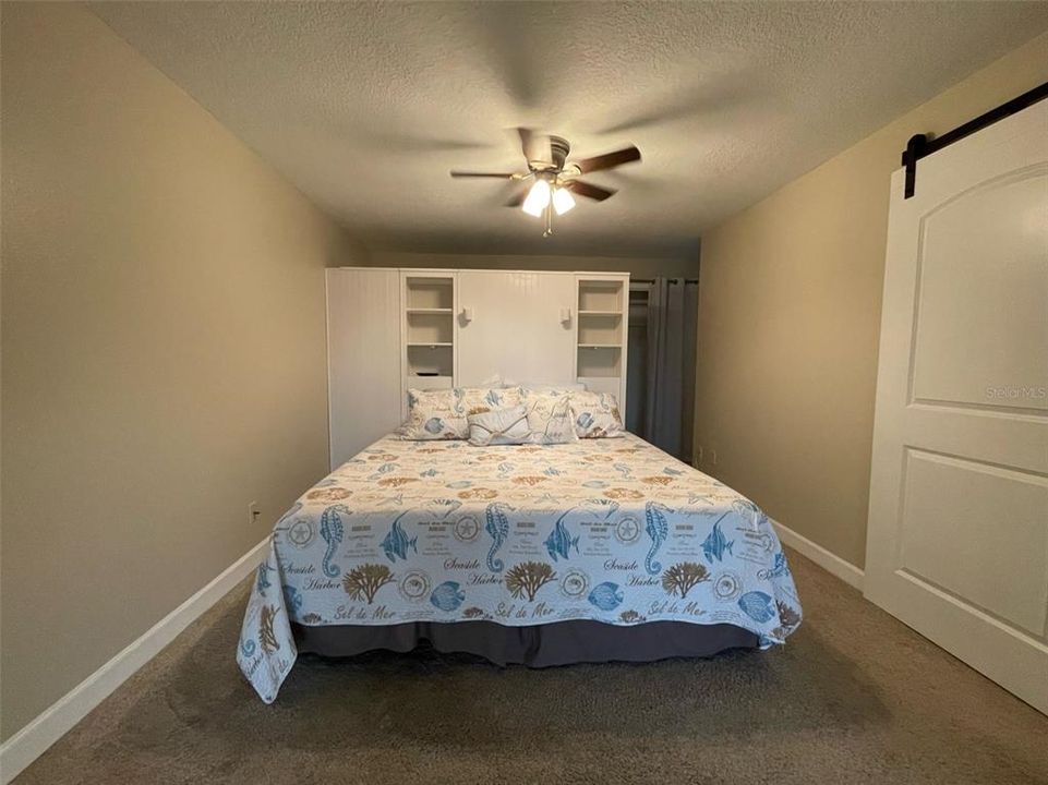 For Rent: $2,700 (2 beds, 2 baths, 1272 Square Feet)