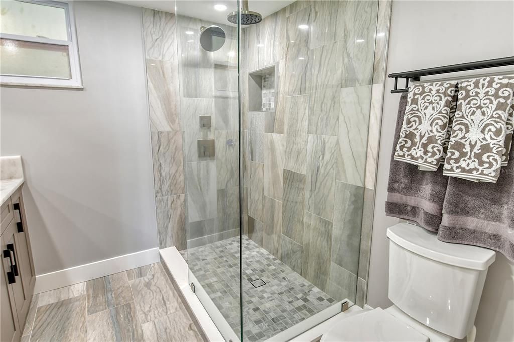 "En Suite" Bathroom! Porcelain Floor and Shower Wall