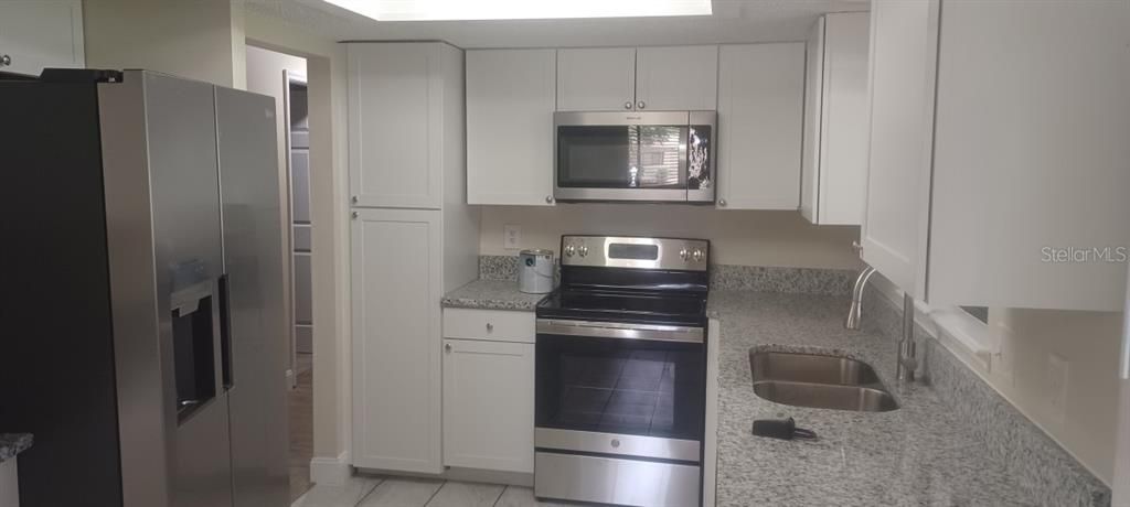 En Venta: $189,900 (2 camas, 2 baños, 1308 Pies cuadrados)