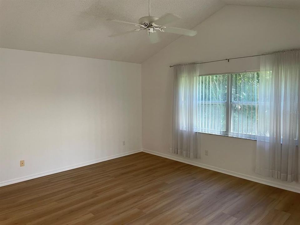 For Rent: $2,550 (2 beds, 2 baths, 1457 Square Feet)