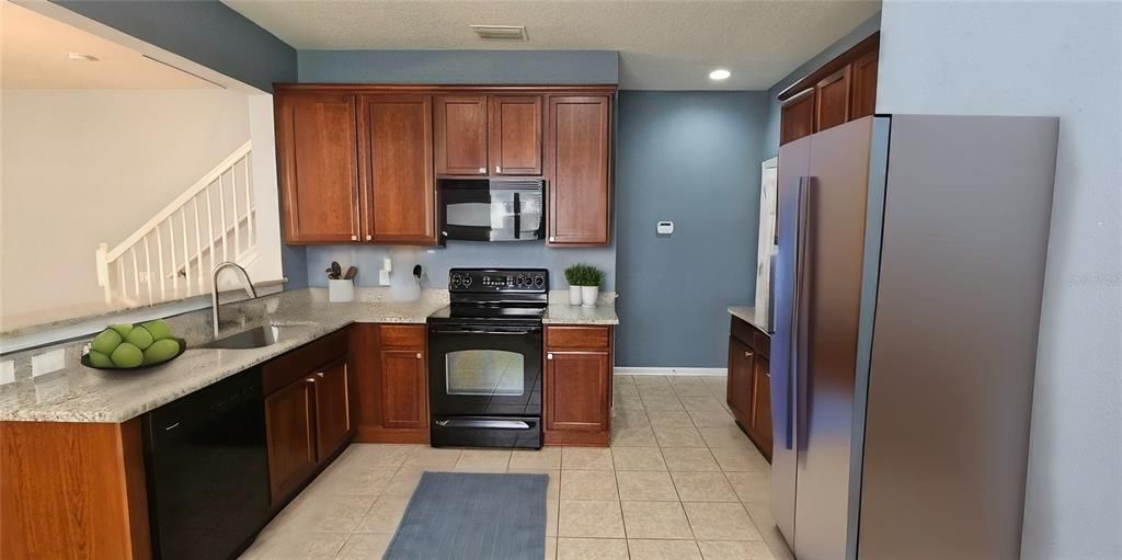 For Rent: $2,650 (3 beds, 2 baths, 1750 Square Feet)