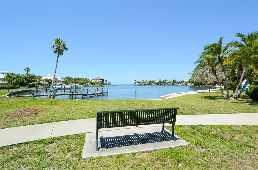 For Sale: $1,395,000 (3 beds, 3 baths, 2188 Square Feet)