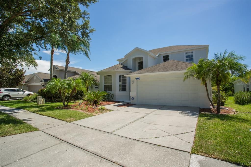 Active With Contract: $2,795 (5 beds, 3 baths, 2825 Square Feet)