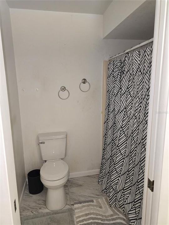 For Sale: $207,000 (2 beds, 1 baths, 1020 Square Feet)