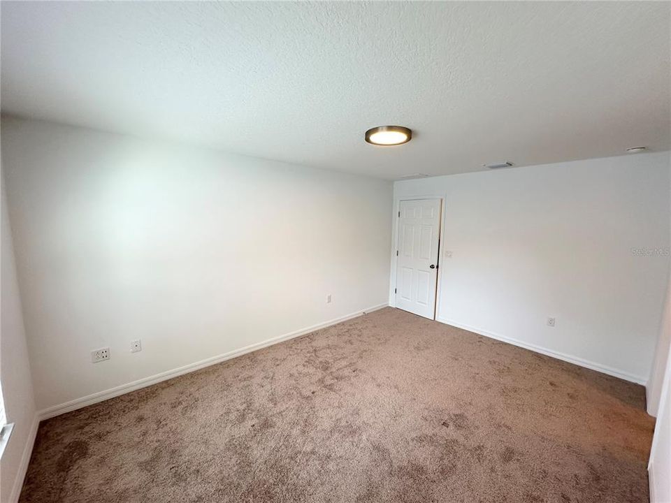 For Rent: $1,750 (3 beds, 2 baths, 1250 Square Feet)