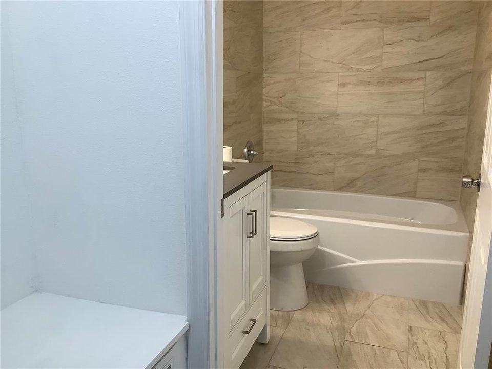 2nd Bathroom