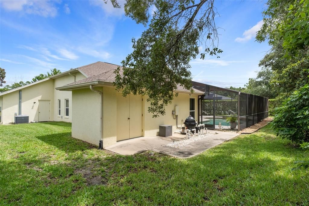 For Sale: $450,000 (3 beds, 2 baths, 2258 Square Feet)