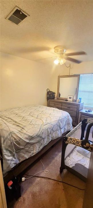 For Sale: $285,000 (4 beds, 2 baths, 1146 Square Feet)