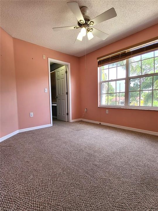 For Rent: $3,400 (3 beds, 2 baths, 1892 Square Feet)